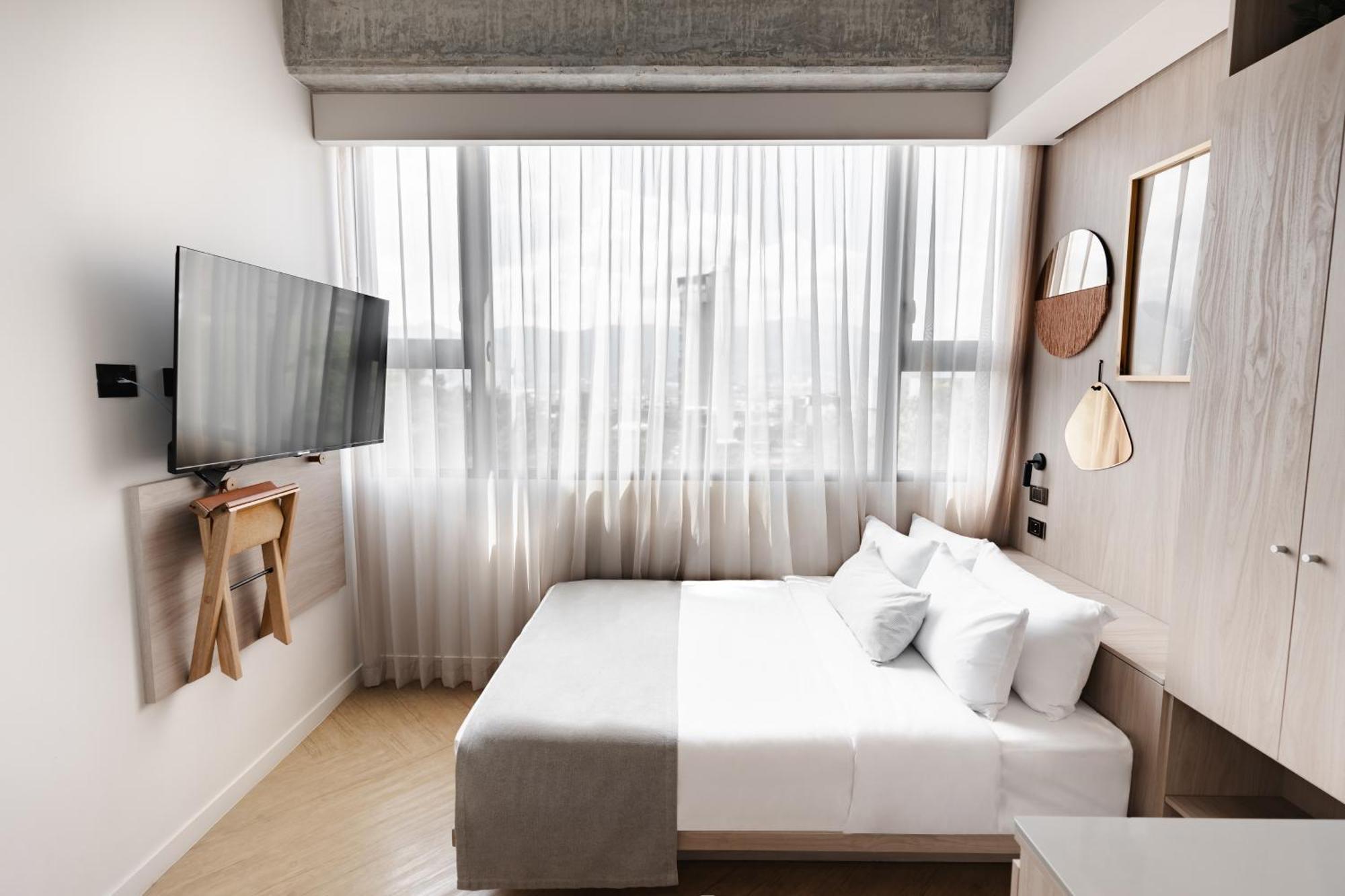 Nakua Stay & Work Medellin Room photo